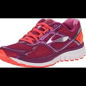 Brooks: Ghost 8 - Woman’s Running Shoe